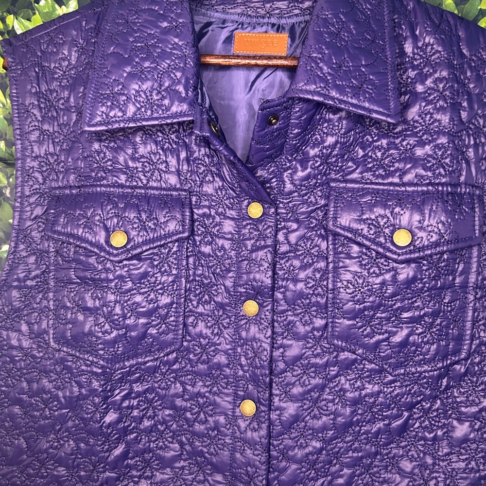 Umgee Navy Quilted Vest - Picture 3 of 5